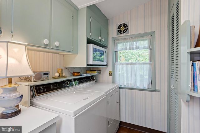 1519 APPLETREE LN, Wilmington, DE 19810