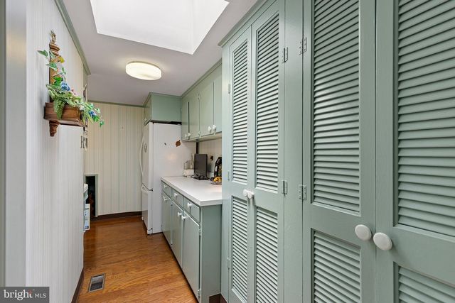1519 APPLETREE LN, Wilmington, DE 19810