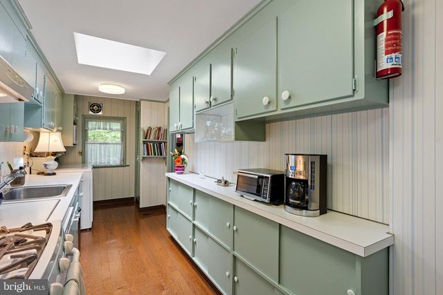 1519 APPLETREE LN, Wilmington, DE 19810