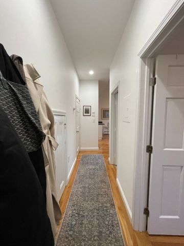 11 Thomas Park 4, Boston, MA 02127