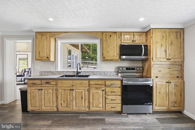 1730 RIDGE RD, Whiteford, MD 21160