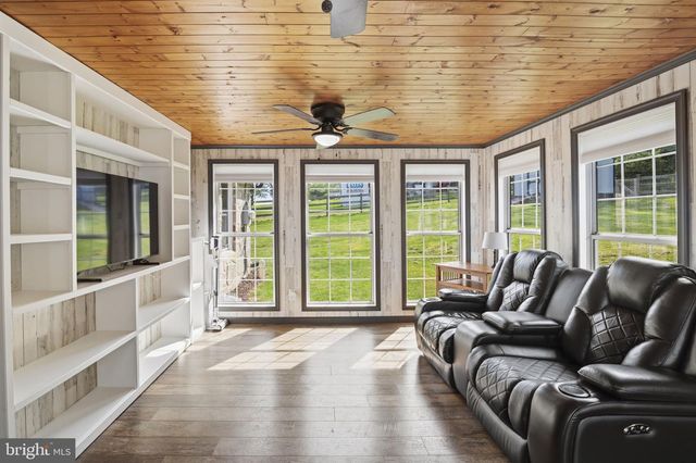 1730 RIDGE RD, Whiteford, MD 21160