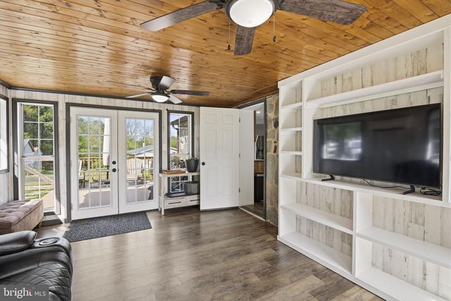 1730 RIDGE RD, Whiteford, MD 21160