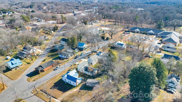 1316 4th Street, Statesville, NC 28677