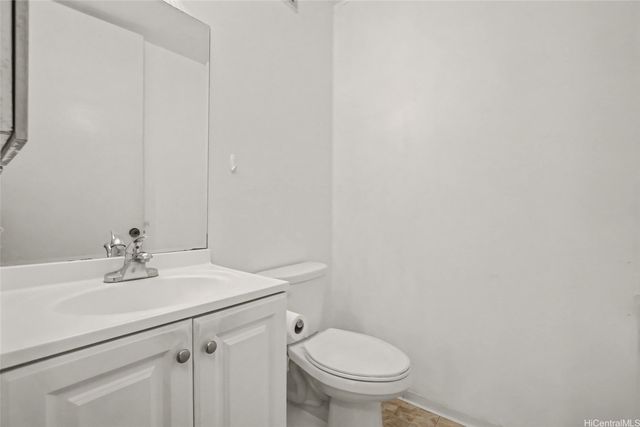 1160 Ala Napunani Street 1806, Honolulu, HI 96818