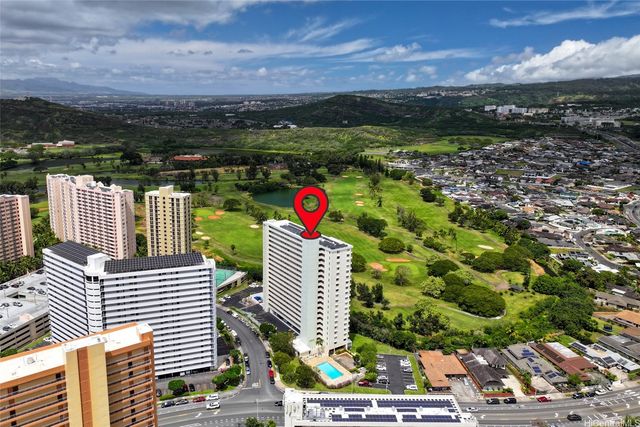 1160 Ala Napunani Street 1806, Honolulu, HI 96818