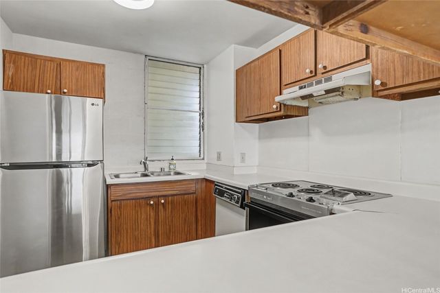 1160 Ala Napunani Street 1806, Honolulu, HI 96818