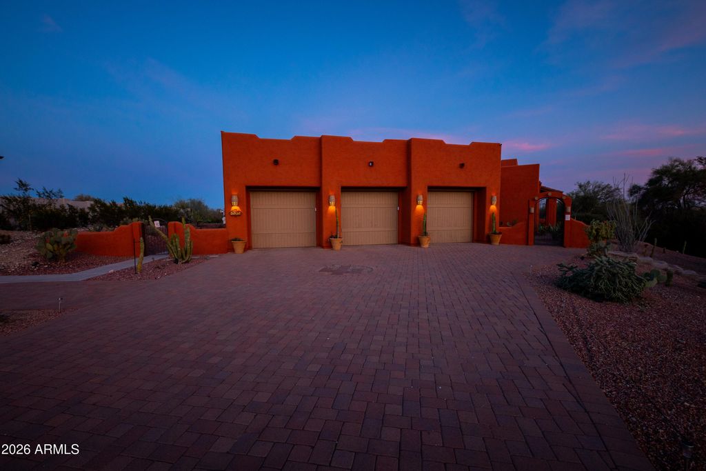 Image 52 of property listing at 8515 N 192ND Avenue, Waddell, AZ 85355