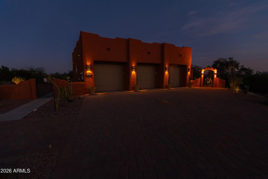 Image 53 of property listing at 8515 N 192ND Avenue, Waddell, AZ 85355