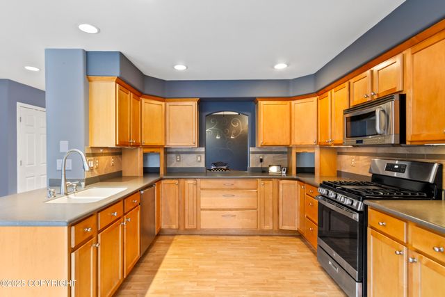 2301 Harbor Landing Circle, Anchorage, AK 99515