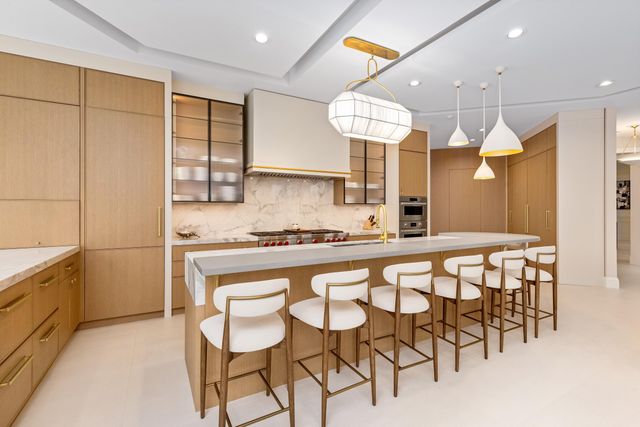 2989 Spanish River Road, Boca Raton, FL 33432