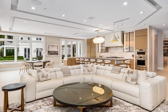 2989 Spanish River Road, Boca Raton, FL 33432