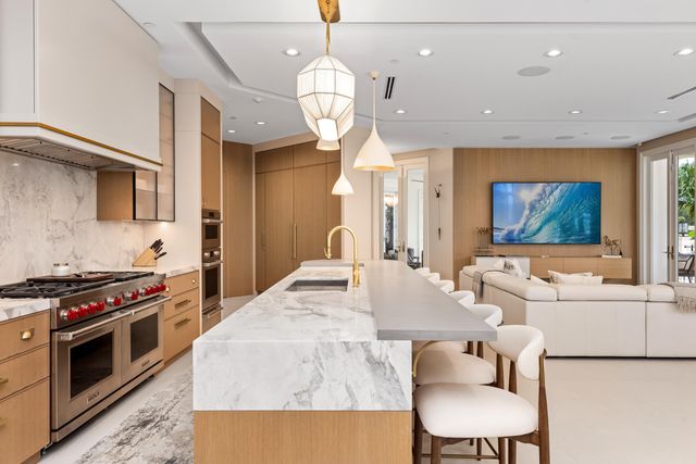 2989 Spanish River Road, Boca Raton, FL 33432