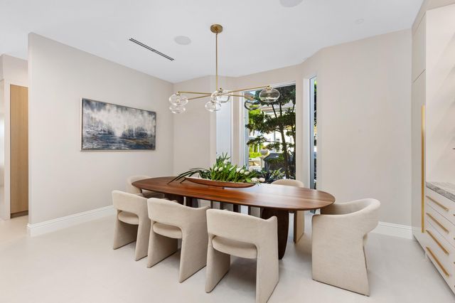 2989 Spanish River Road, Boca Raton, FL 33432