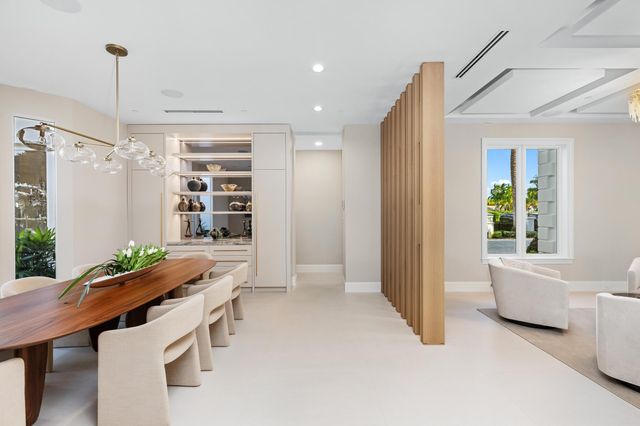 2989 Spanish River Road, Boca Raton, FL 33432