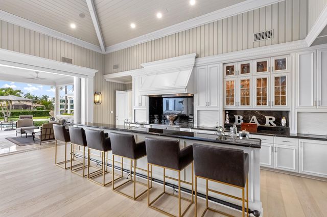 2989 Spanish River Road, Boca Raton, FL 33432