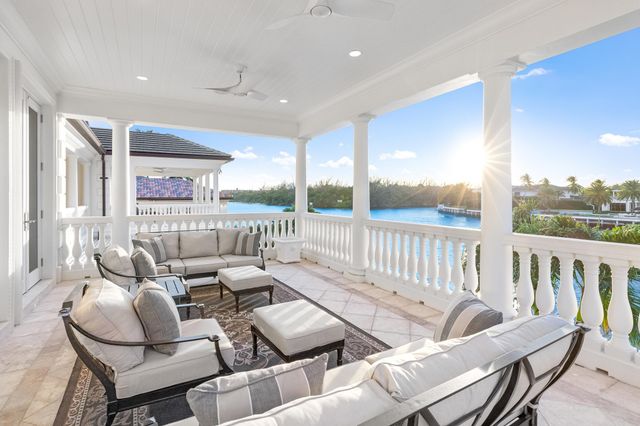 2989 Spanish River Road, Boca Raton, FL 33432