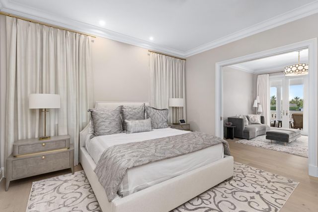 2989 Spanish River Road, Boca Raton, FL 33432