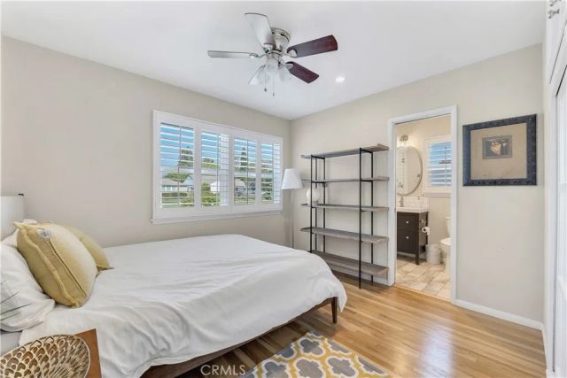 6458 Hanna Ave, Woodland Hills, CA 91303