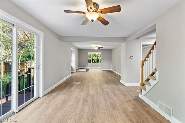 4719 S Main Street, Akron, OH 44319