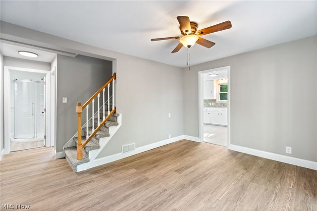 4719 S Main Street, Akron, OH 44319