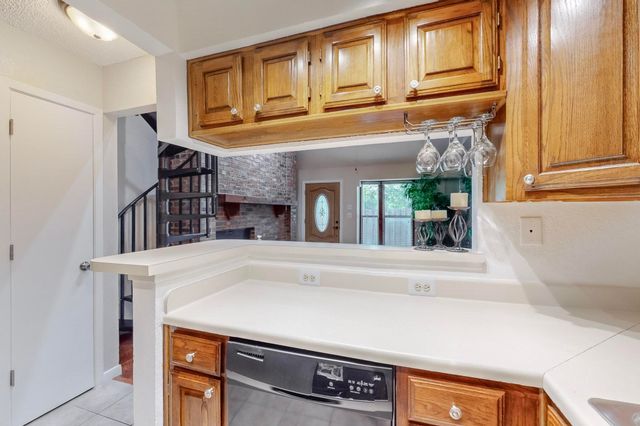 2569 Shady Ridge Drive, Bedford, TX 76021