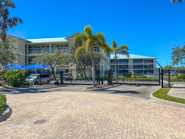 102 NATURES WAY 2101, Rotonda West, FL 33947