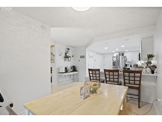 12204 Se 7TH St, Vancouver, WA 98683