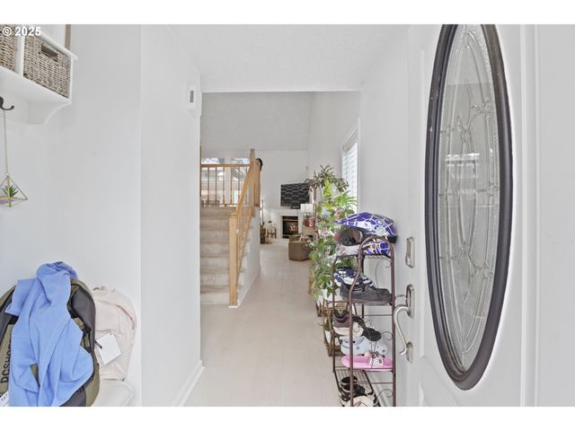 12204 Se 7TH St, Vancouver, WA 98683