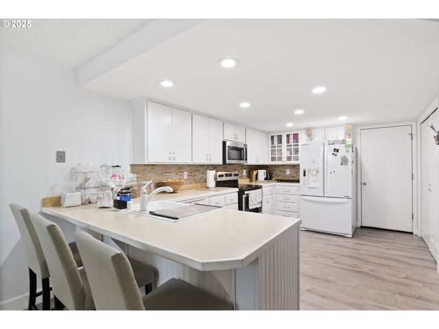 12204 Se 7TH St, Vancouver, WA 98683