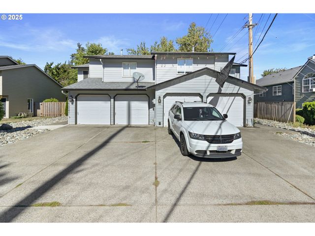 12204 Se 7TH St, Vancouver, WA 98683