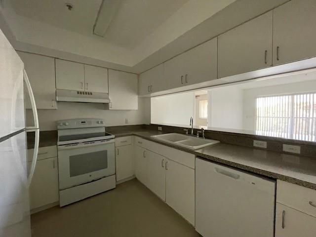 470 S Park Road 302, Hollywood, FL 33021