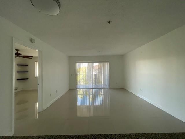 470 S Park Road 302, Hollywood, FL 33021
