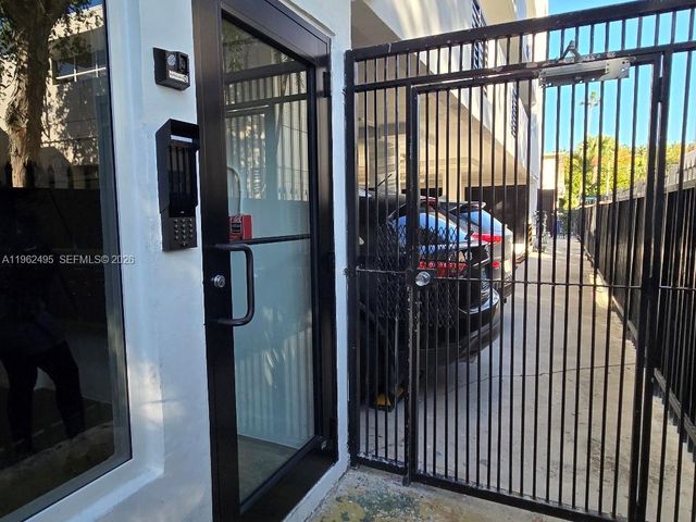 631 Jefferson Ave 303, Miami Beach, FL 33139