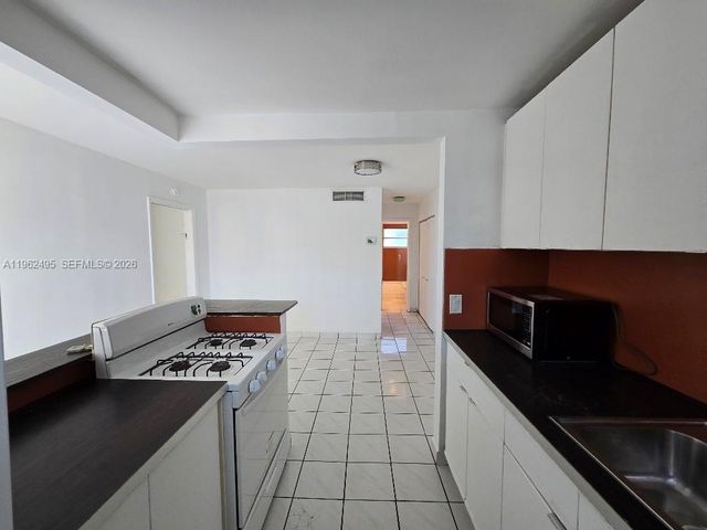 631 Jefferson Ave 303, Miami Beach, FL 33139