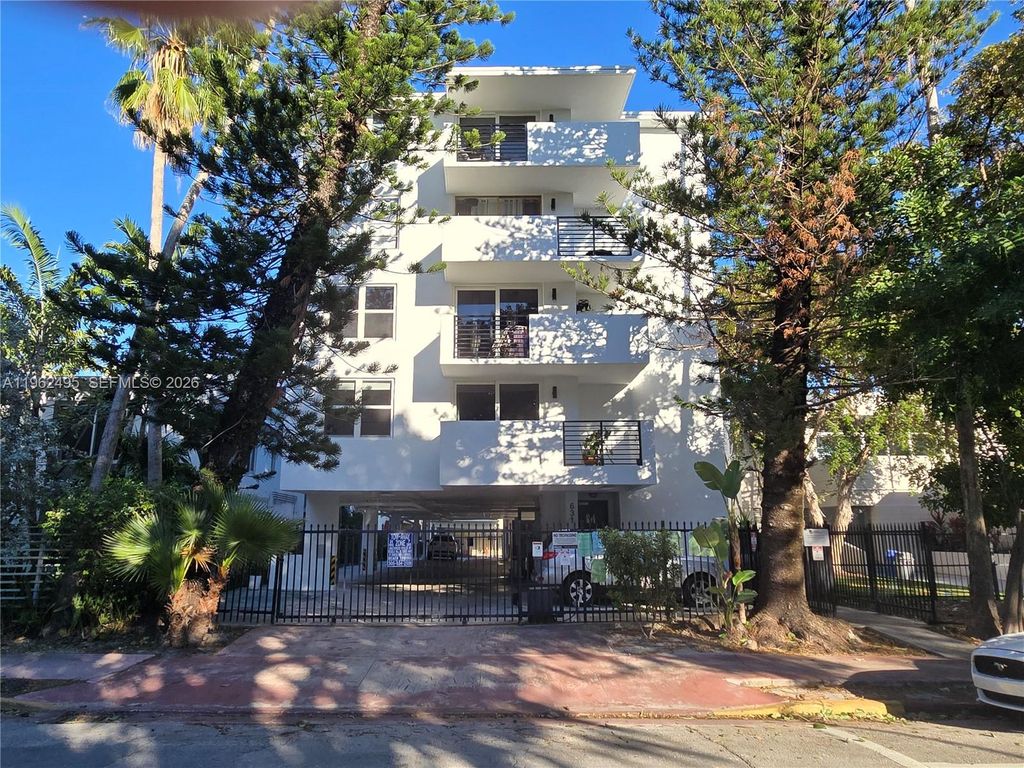 631 Jefferson Ave 303, Miami Beach, FL 33139