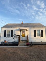 34 Millbrook Drive, East Hartford, CT 06118