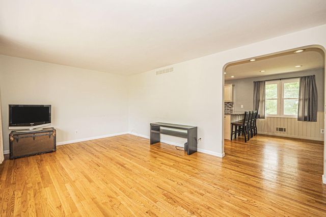 9907 FORGE PARK RD, Perry Hall, MD 21236