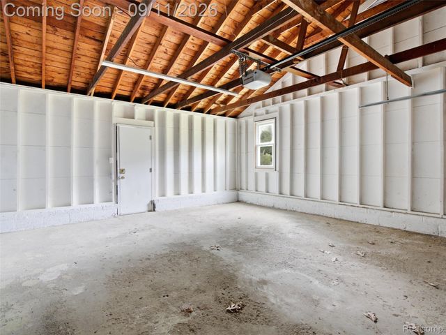 2645 Ayrshire Drive, Bloomfield Charter Township, MI 48302