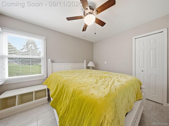 2645 Ayrshire Drive, Bloomfield Charter Township, MI 48302