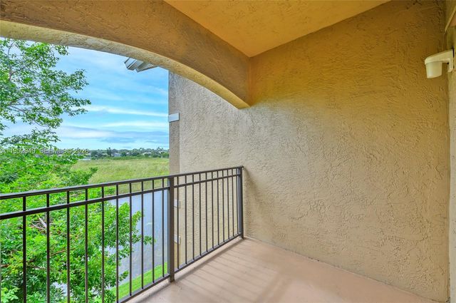 11700 SW 2nd St 13306, Pembroke Pines, FL 33025