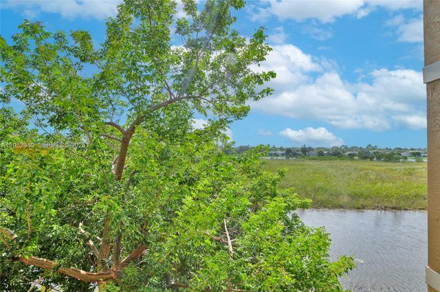 11700 SW 2nd St 13306, Pembroke Pines, FL 33025