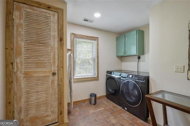 2866 Loring Road NW, Kennesaw, GA 30152