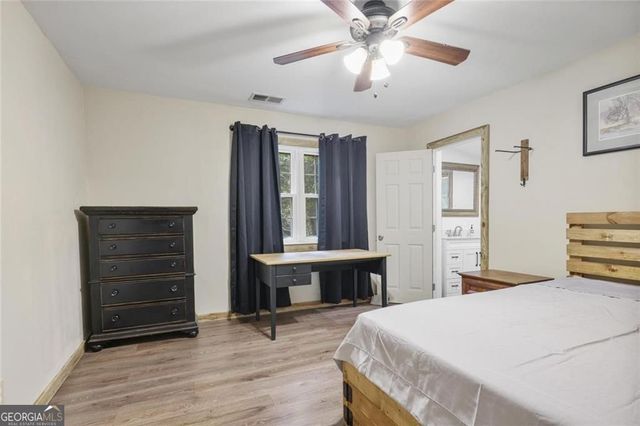 2866 Loring Road NW, Kennesaw, GA 30152