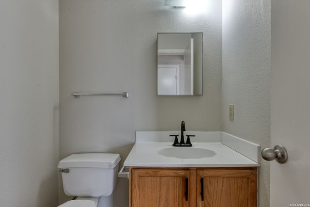 8174 OCEAN MEADOW DR, Converse, TX 78109