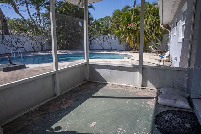 10126 E 4TH STREET E, Treasure Island, FL 33706