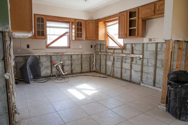 10126 E 4TH STREET E, Treasure Island, FL 33706