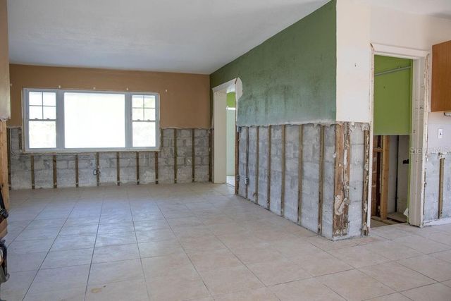10126 E 4TH STREET E, Treasure Island, FL 33706
