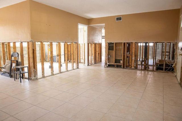 10126 E 4TH STREET E, Treasure Island, FL 33706