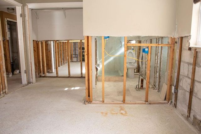 10126 E 4TH STREET E, Treasure Island, FL 33706